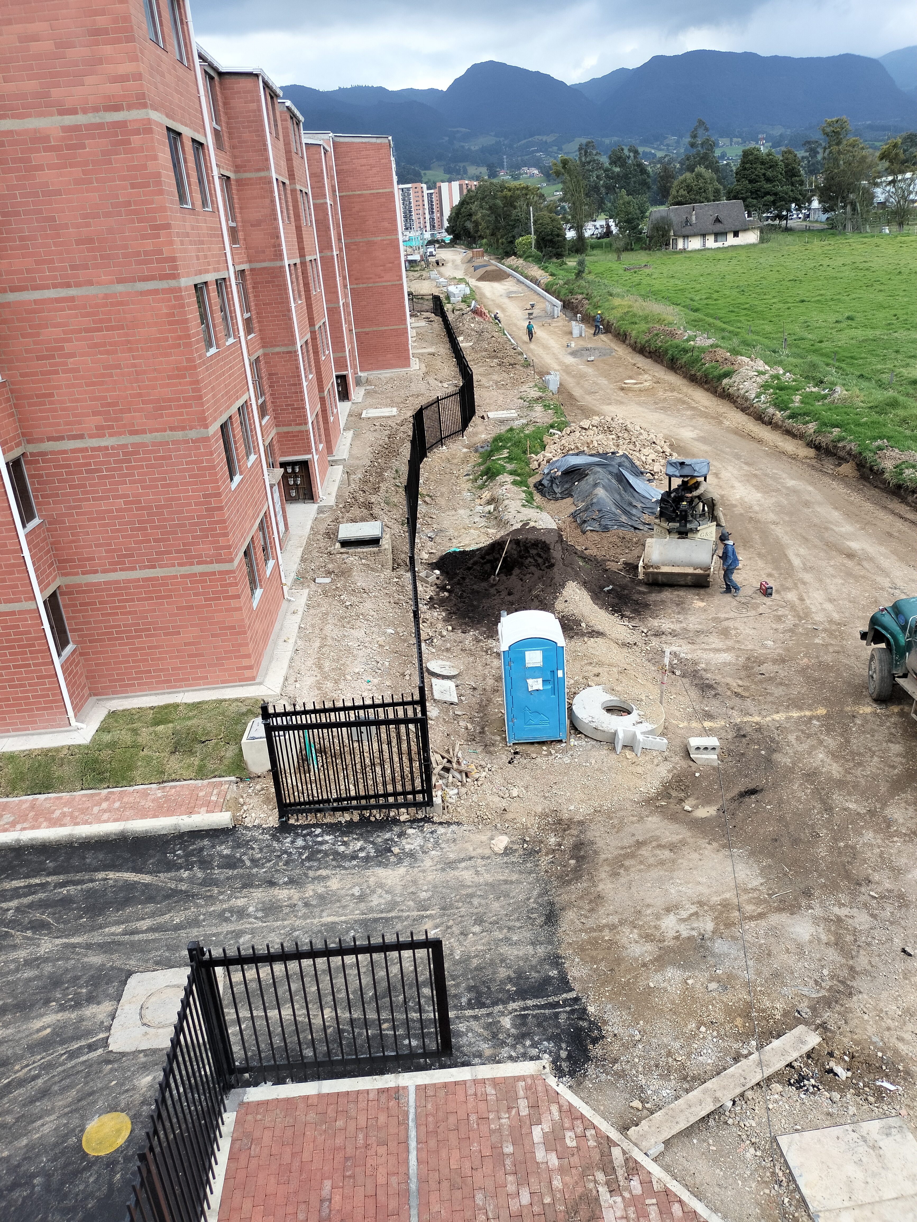 Cerramientos metálicos con seguridad y estética — proyecto 19